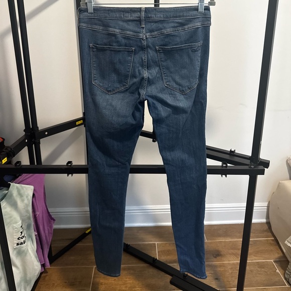 Hollister High-Rise Distressed Jean Legging Size 13L W31 L30 Skinny Fit - Picture 2 of 4